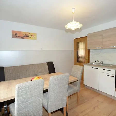 Brane & Jaka Apartma