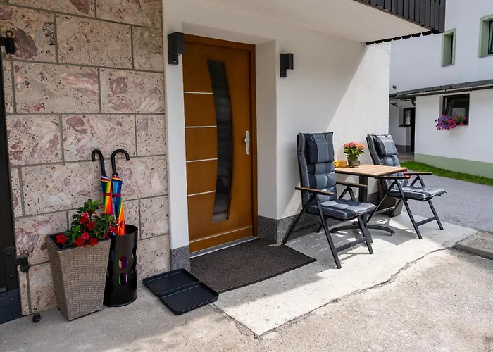 Brane & Jaka בוהין